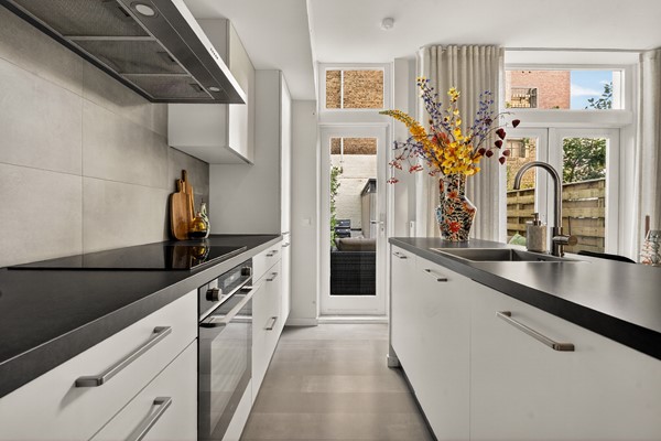 Medium property photo - Rustenburgerdwarsstraat 12H, 1074 JJ Amsterdam